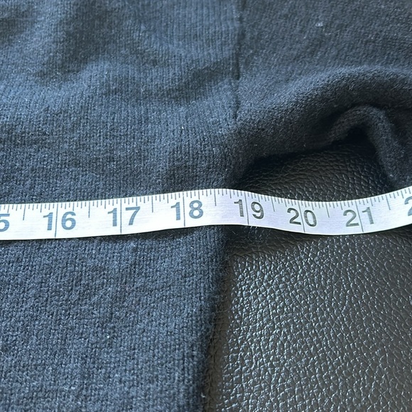 INTERMIX Grethel Wool Cashmere Cardigan Black Sweater Crop Sz P XS - Picture 7 of 12